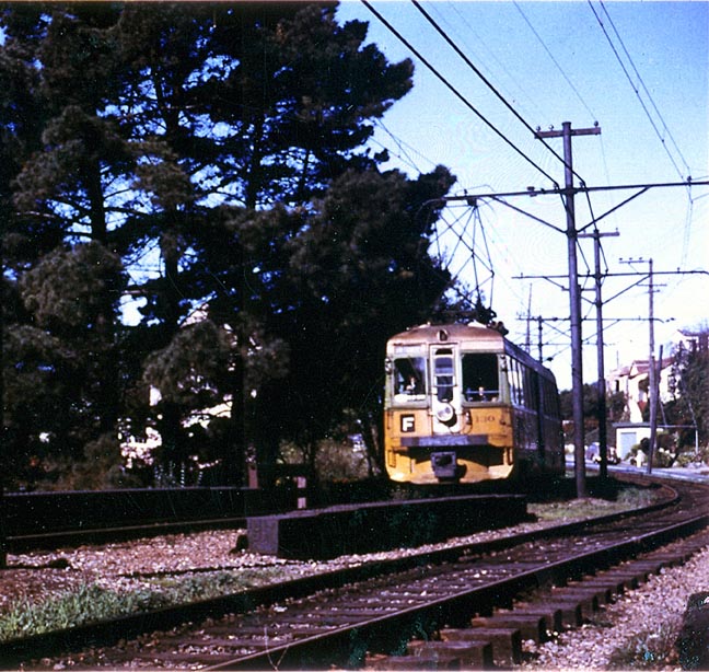 F_EuniceBr_MDO
Westbound "F" at the Eunice Street bridge, Berkeley. Photo by Michael Ongerth. John Stashik Collection
